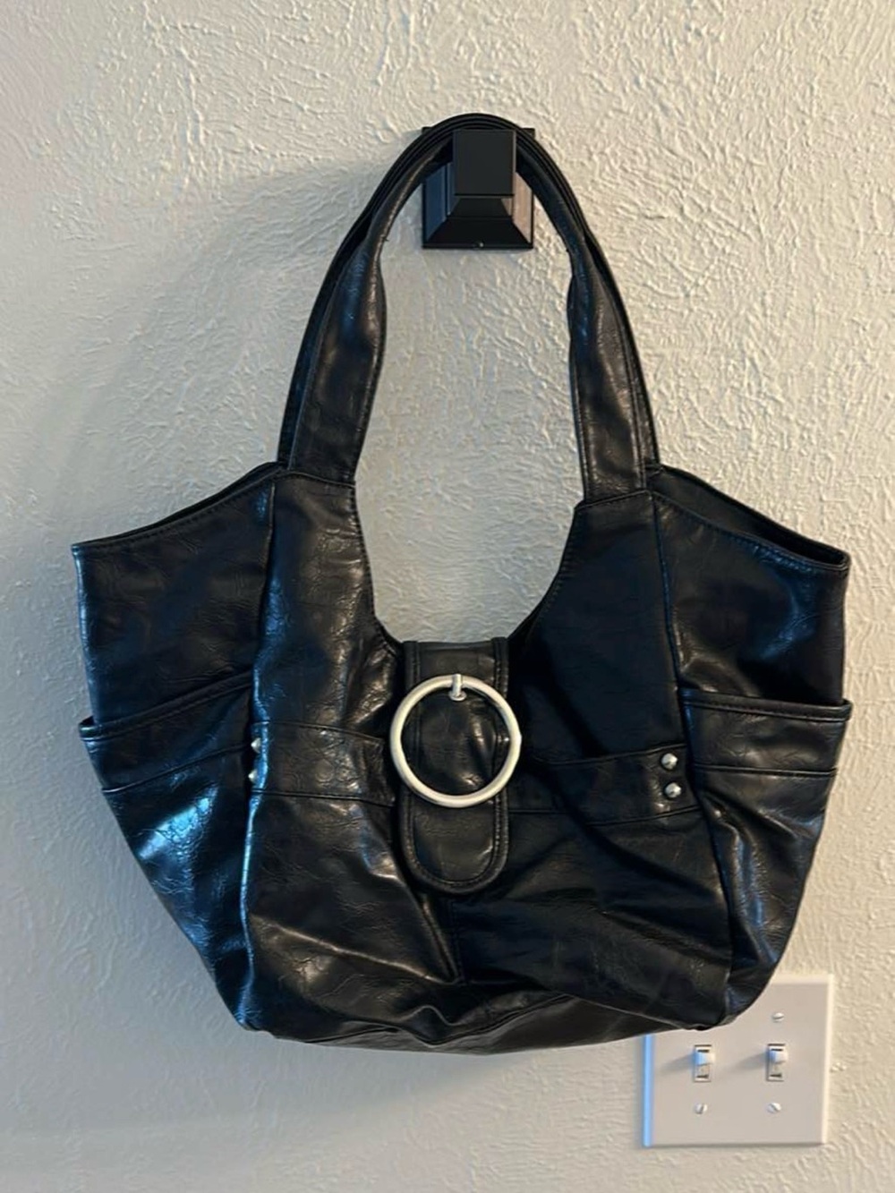 Black Women's Shoulder Tote Bag with Silver Accents Y2Kkkk